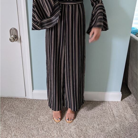Altar'd State jumper, medium, black w/stripes, bell sleeves; open back; - Picture 7 of 7